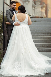 27DRESS Boho Sleeveless Plus Size Wedding Dresses with Lace Applique